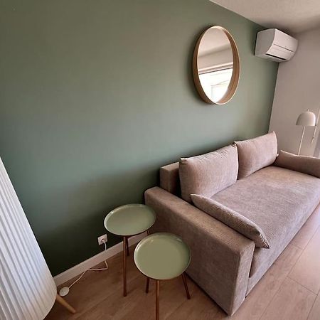 Studio Vue Mer Avec Piscine Et Terrain De Tennis Sausset-les-Pins Bagian luar foto