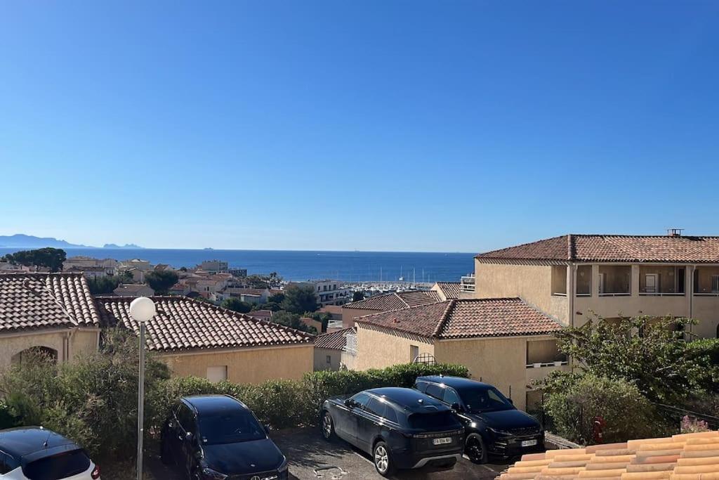 Studio Vue Mer Avec Piscine Et Terrain De Tennis Sausset-les-Pins Bagian luar foto